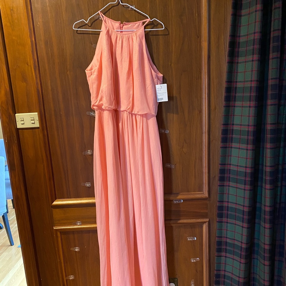 Dress/gown
